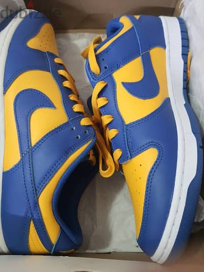 Original nike Shose for sale size 44 new unused.