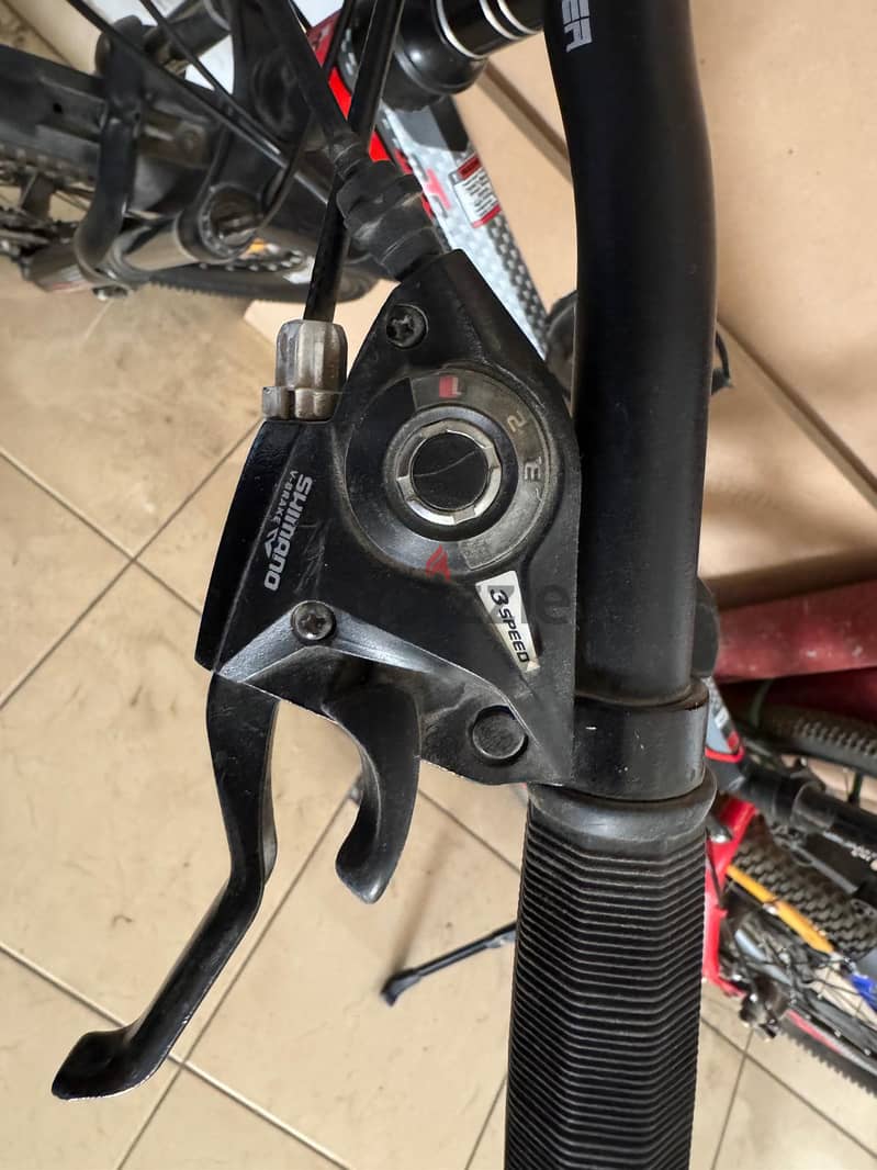 Shimano Rock Hammer Bicycle 3