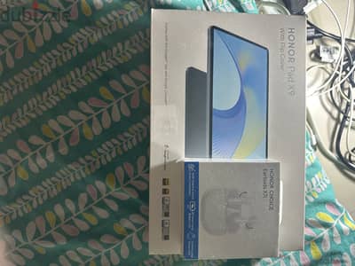 11" inches Honor Pad X9 Tab with free Earbuds X7i