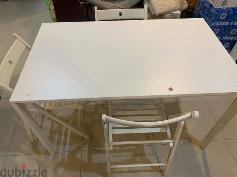 Used Ikea table 4