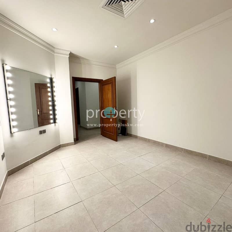 3 bedroom apartment for rent in Jabriya 5