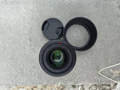 Sigma f-1.4 30mm prime lense like new for Sony E-Mount