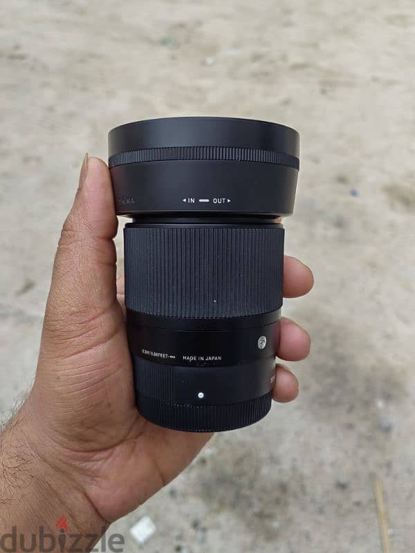 Sigma f-1.4 30mm prime lense like new for Sony E-Mount 2