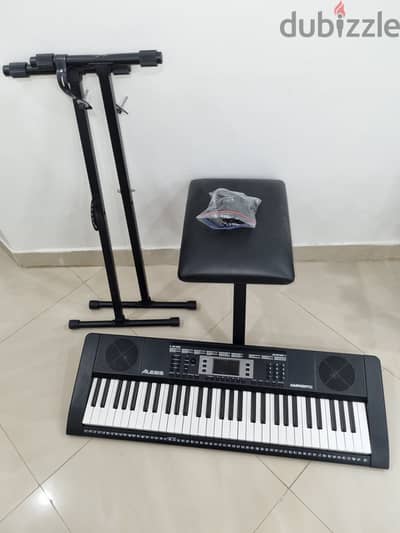 alesis اورغ MK2 استعمال خفيف \ alesis MK2 piano lightly used