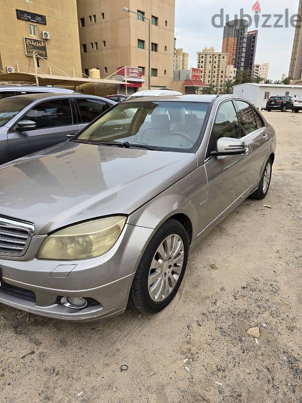 Mercedes-Benz C200 2009 1