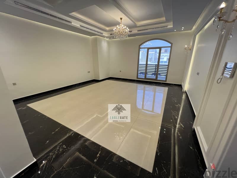 Delux 4 bedroom floor in prime location Mishref 0