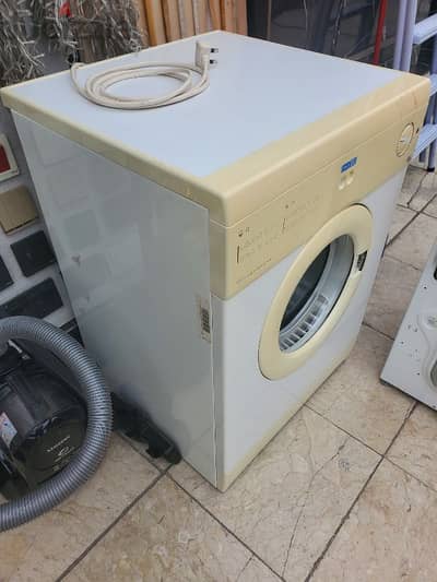 very good conditio 55 KD washing machine and dryer