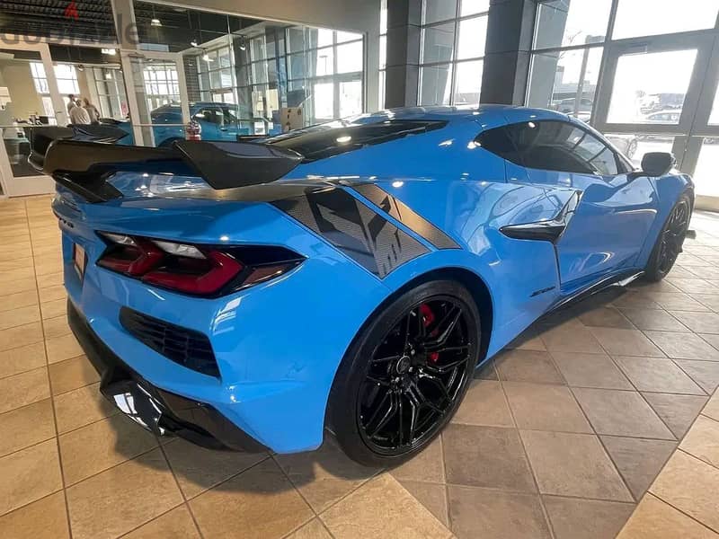 Chevrolet Corvette 2024 Z06 Coupe (+971561943867) 1