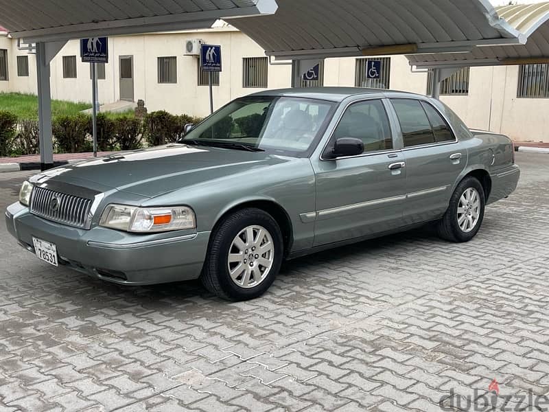 Ford Grand Marquis for sale 2006 model 3