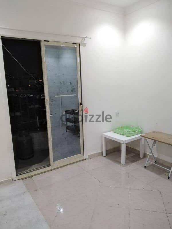 room with balcony for rent 75 KD call 607 469 47 farwaniya 1