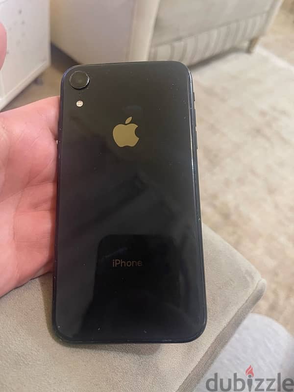 iPhone xr for sale 128 gb battery 81% 3