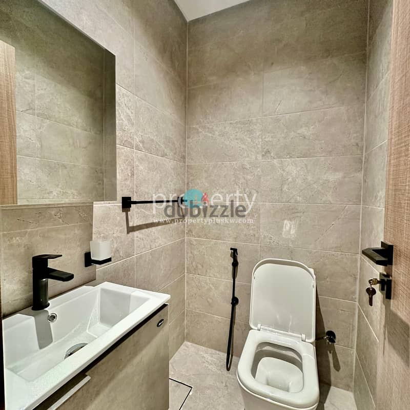 2 Master bedrooms with Private pool for rent in Kuwait City 4