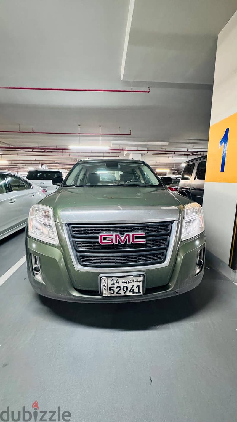 GMC TERRAIN 2015 Excellent condition 4