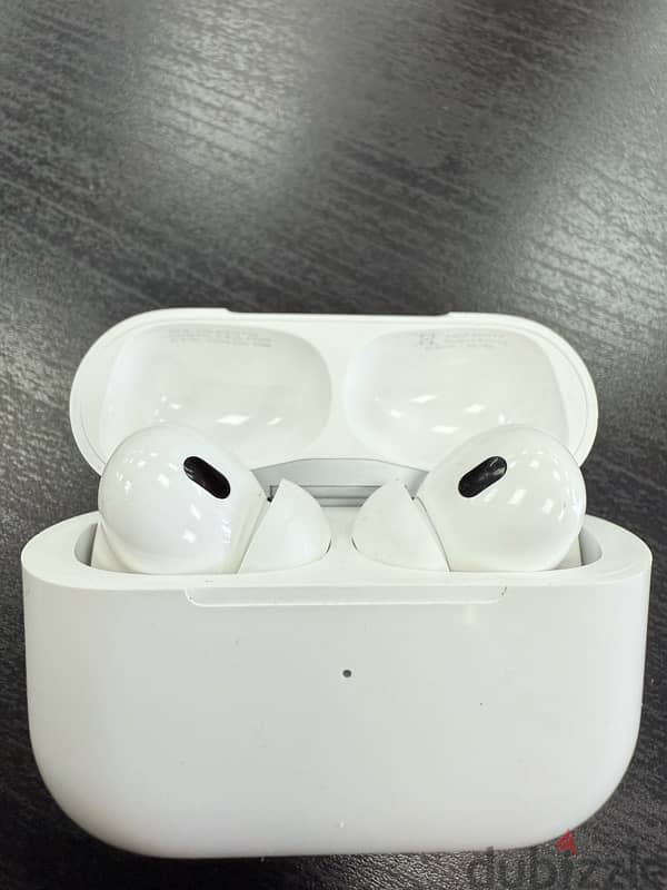 Apple airpod pro2 5