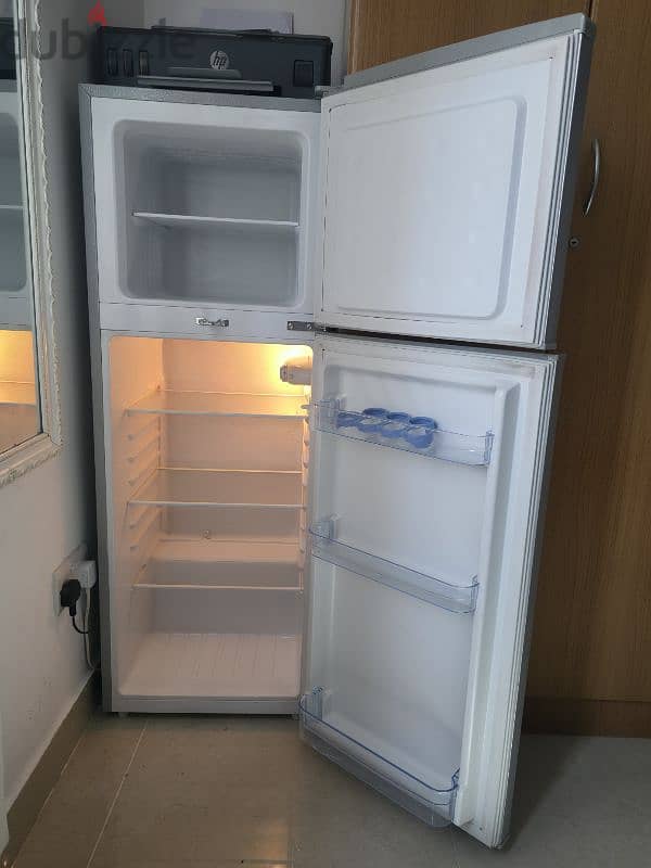 geepas 180ltr refrigerator for sale 1