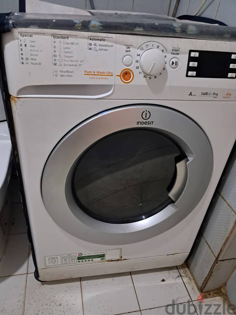 Indesit fully automatic clothes washer 9kg capacity 0