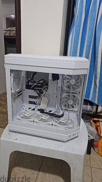 Gaming pc case with Thermaltake power supply