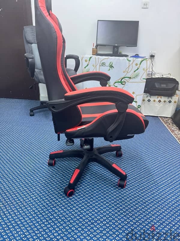 Gaming chair 4