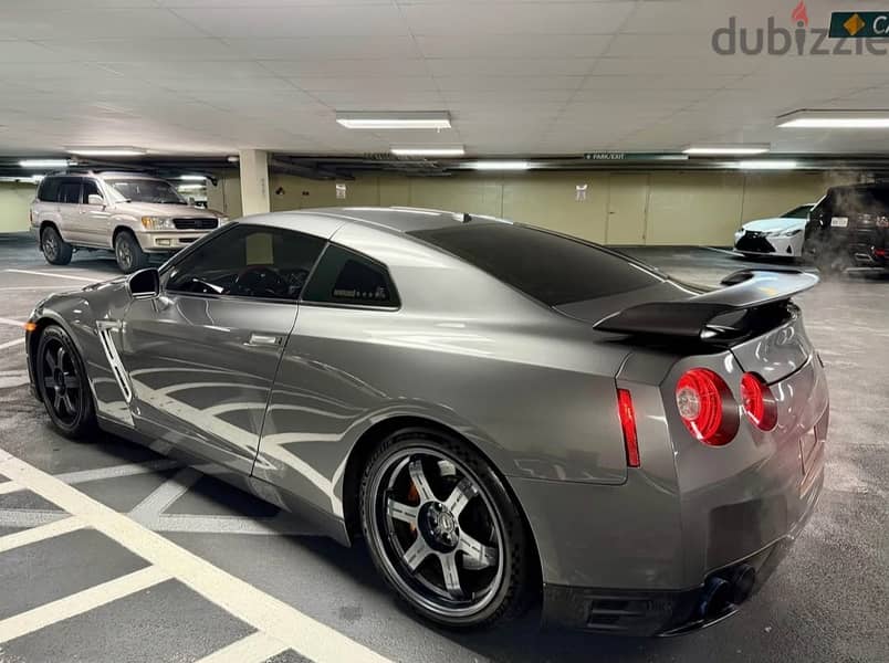 Nissan GT-R 2015 Sport 6