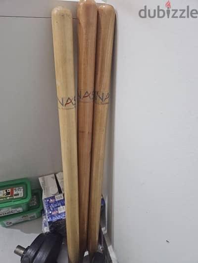 cricket stumps