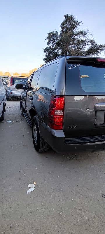 Chevrolet Tahoe 2011 4