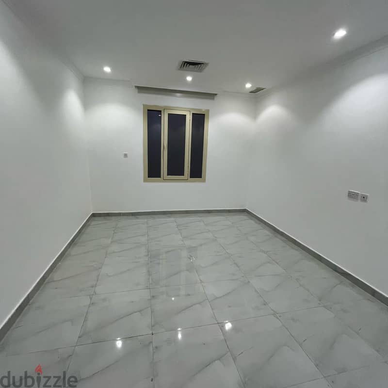 Apartment for rent in Rumaithiya 4