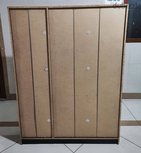 Used cabinet for sale neat and clean 1