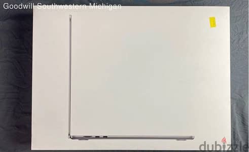 15 Inch MacBook Air with Apple M3 Chip 8GB RAM 256GB SSD Model A3114