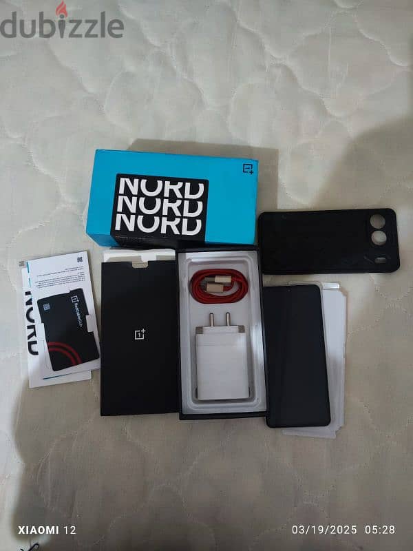 One plus Nord 4 silver 12GB Ram 4