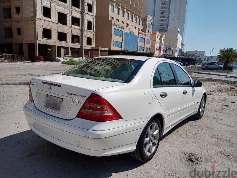 Mercedes-Benz C180 2006, original paint, 177000km, one year passing 5