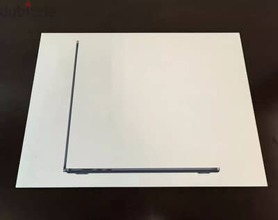 2024 Apple  MacBook Air 15 inch M4 16GB Memory 256GB Storage Midnight