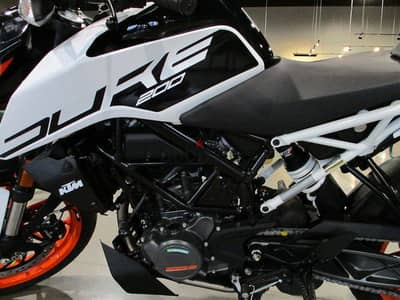 Brand NEW ktm duke 200