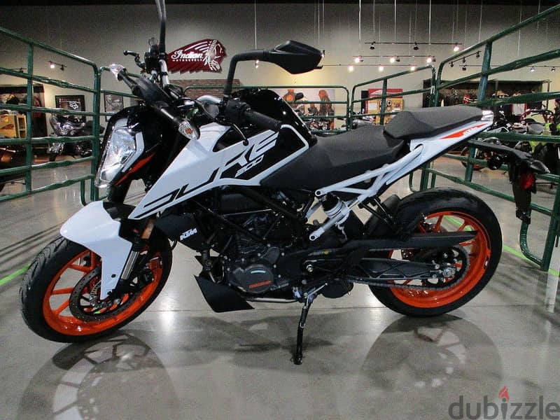 Brand NEW ktm duke 200 3