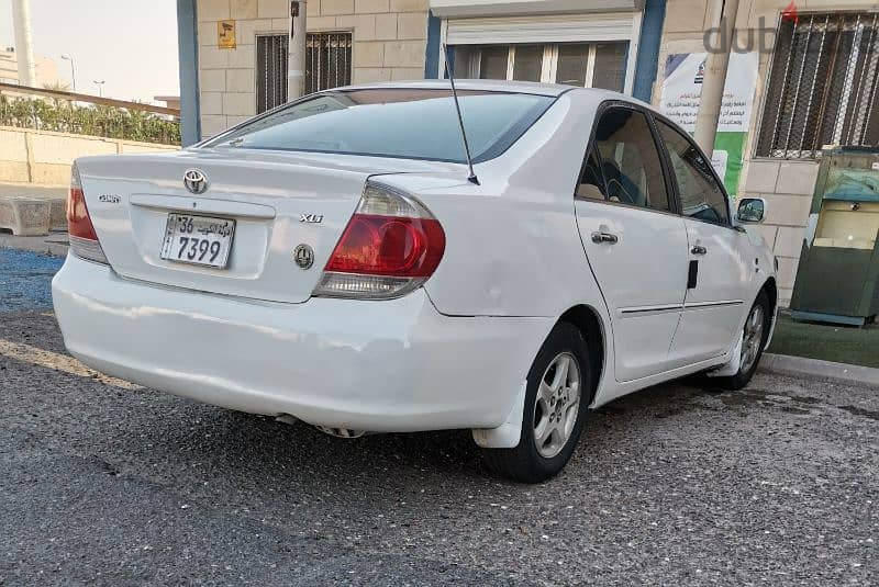 Toyota Camry 1900 3