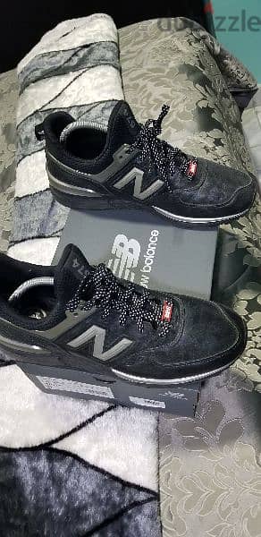 NB special edition Marvel Black Panther size 11.5 7