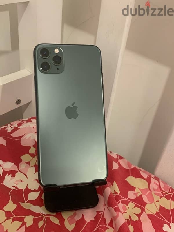 iPhone 11 Pro Max 256gb battery 100% and battery change only 10