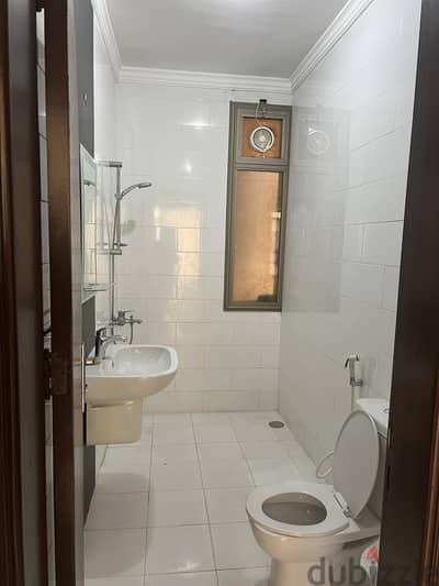 FLAT FOR RENT IN MANGAF 2Bhk Family