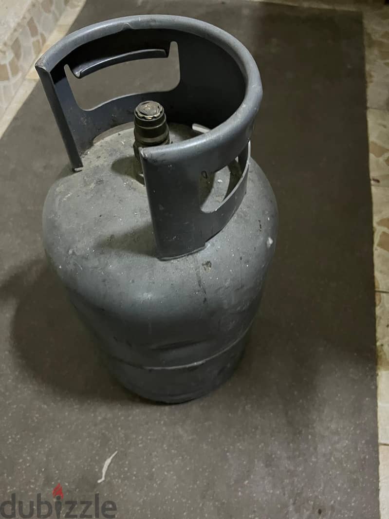 Gas Cylinder 0