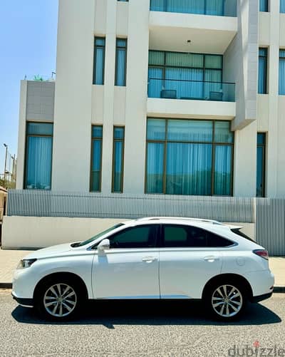 Lexus Rx350 for rent for only 12kd/day