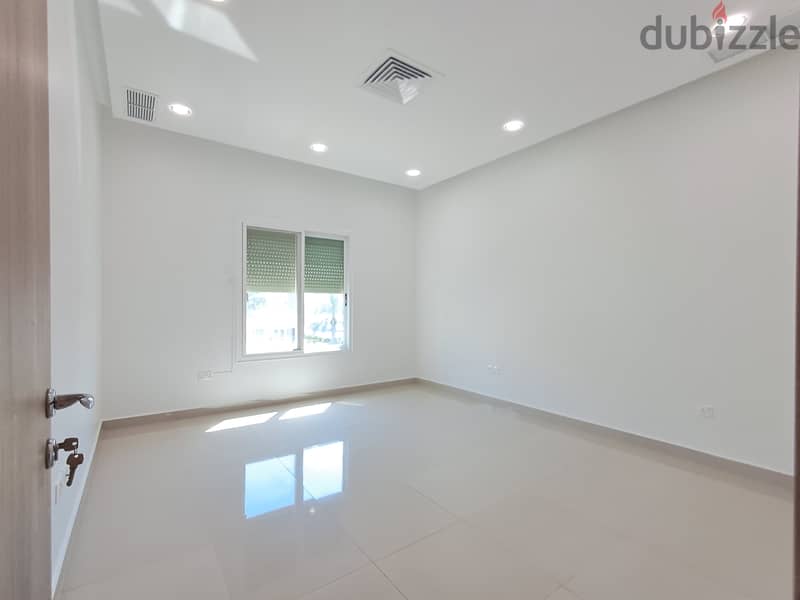 4 Bedroom Floor in Rumaithiya 3