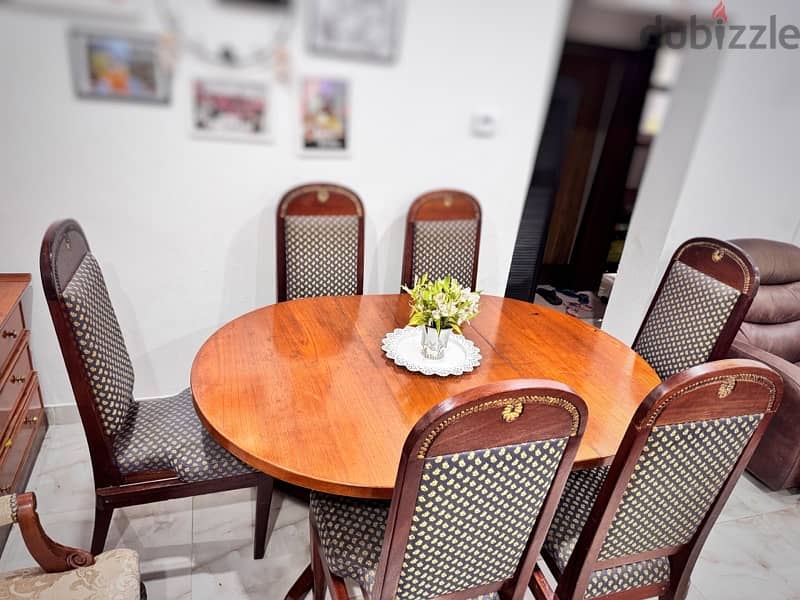 For Sale: Wooden Dining Table & 6 Upholstered Chairs 2