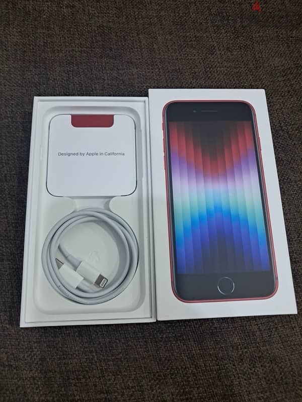 Apple iPhone SE 3 5G 256GB Red Color (100% Battery) 4