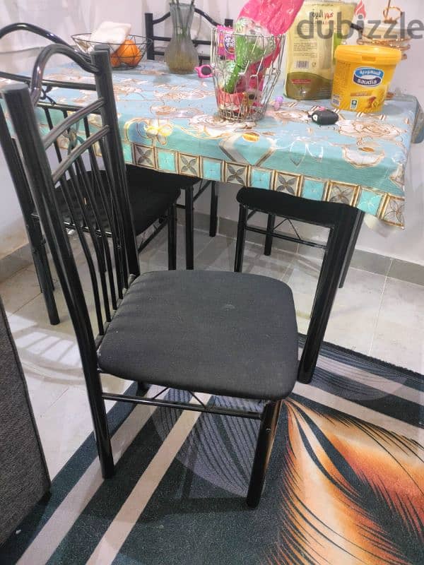 Dining table with 4 chairs 3