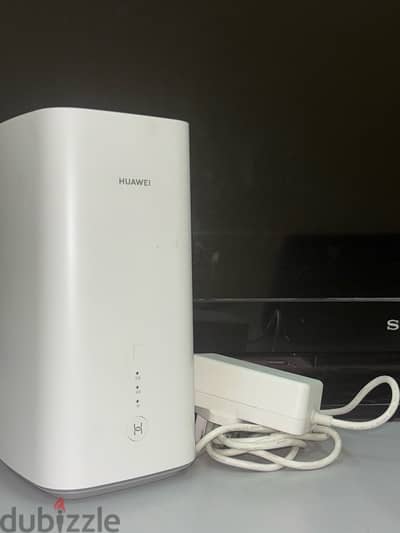 Huawei Cpe Pro 5G WiFi Router (Zain) - Like New