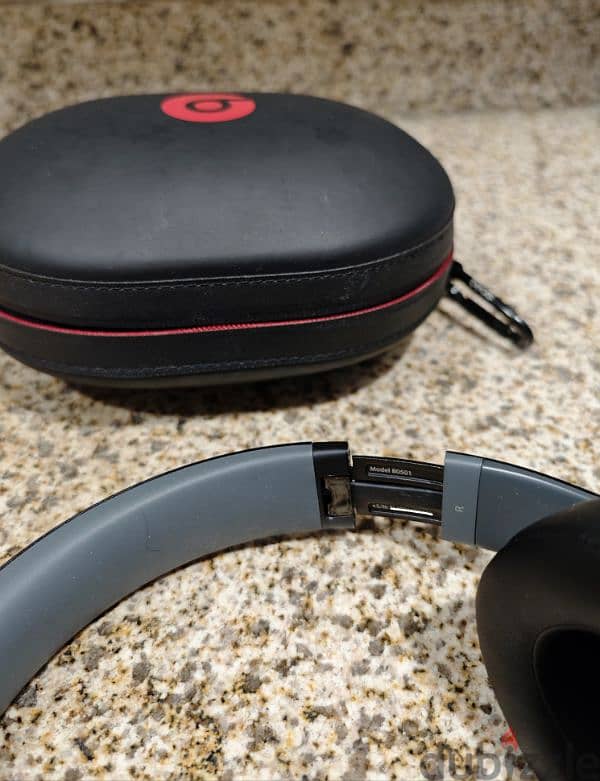 Beats Studio Wireless Original Brand 8