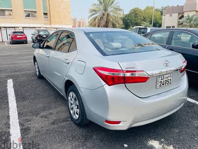 Toyota Corolla 2015