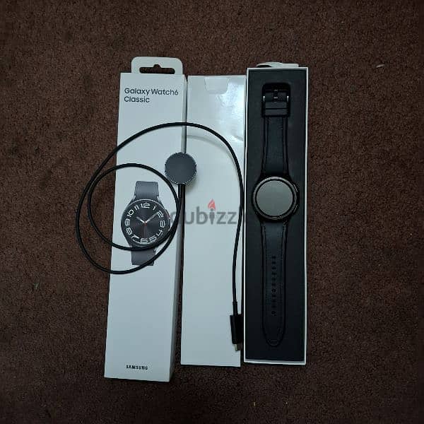 Samsung galaxy watch 6 classic 43mm lte only Open box same new 1