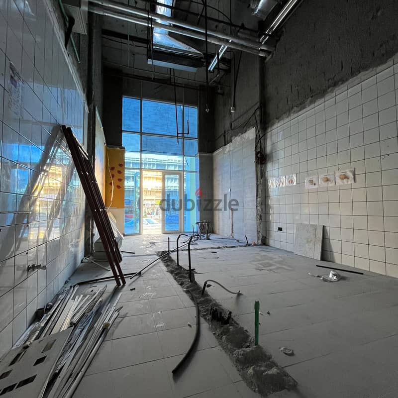 Commercial shop for rent with a grace period in Al-Mirqab Block 1 3