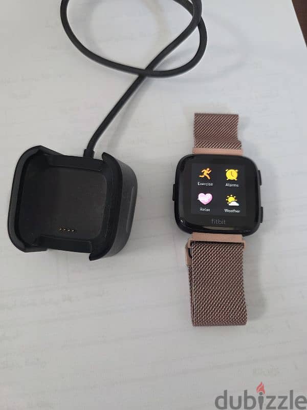 Fitbit versa 1 fitness hr smart band for sale 1