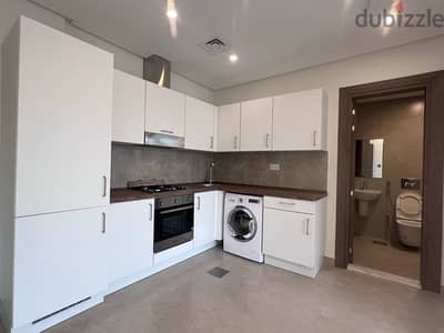Salmiya -  Luxury Semi Furnished 1 BR Apartment